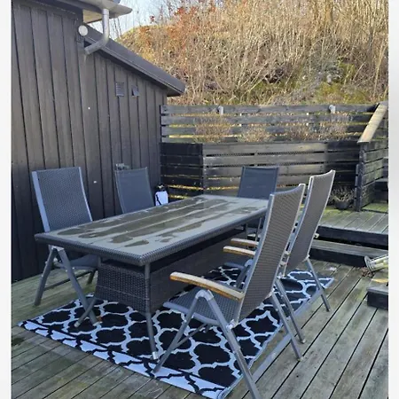 Stort Hus Med 3 Soverom Og Fin Utsikt Og Fin Ute Plass Villa Sogndalsstrand